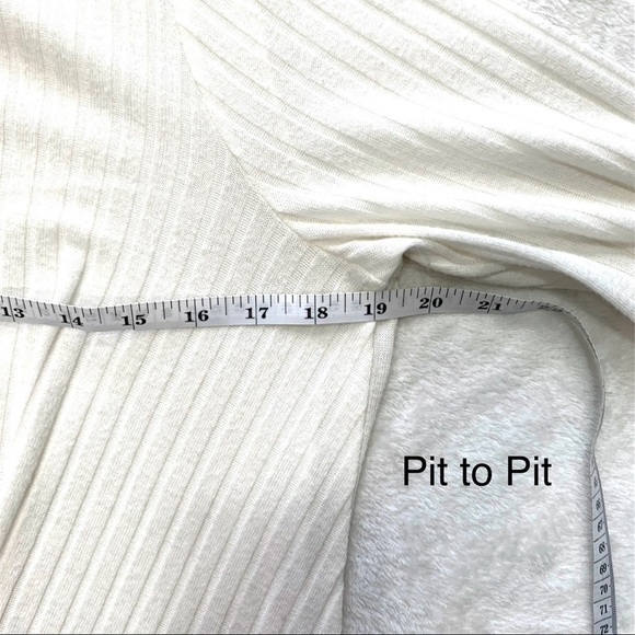 Juicy Couture Y2K White Bling Neck Front Knot Pull On Lightweight Sweater Medium - Picture 12 of 15